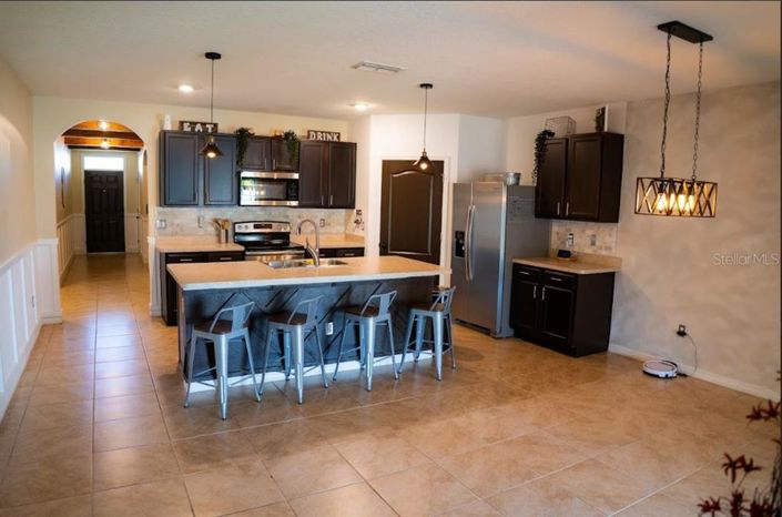 Image No.6-4 Bed House for sale