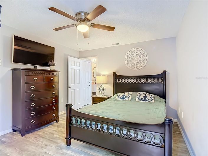 Image No.20-3 Bed House for sale