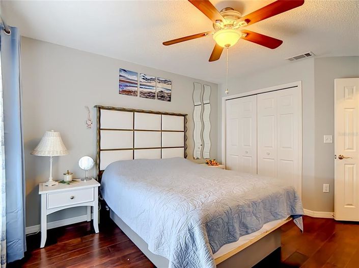 Image No.24-3 Bed House for sale