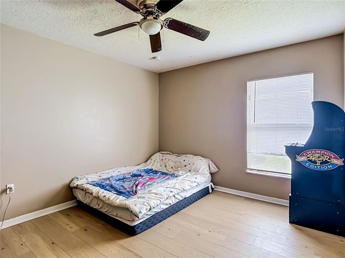 Image No.22-4 Bed House for sale