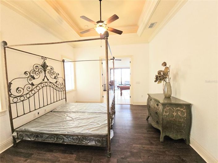 Image No.17-5 Bed House for sale