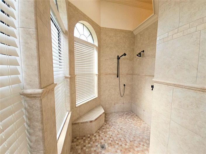 Image No.25-5 Bed House for sale