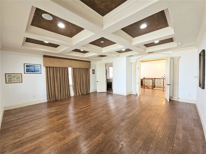 Image No.45-5 Bed House for sale