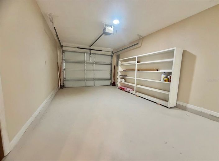 Image No.13-2 Bed Townhouse for sale