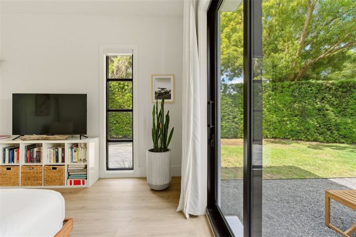 Image No.14-4 Bed House for sale