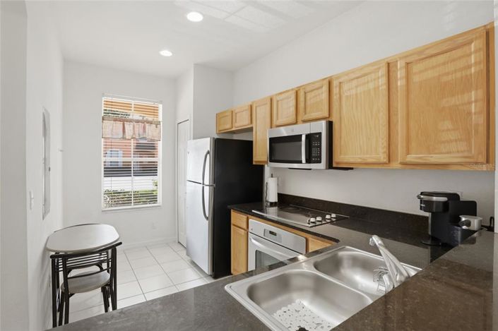 Image No.5-4 Bed Townhouse for sale
