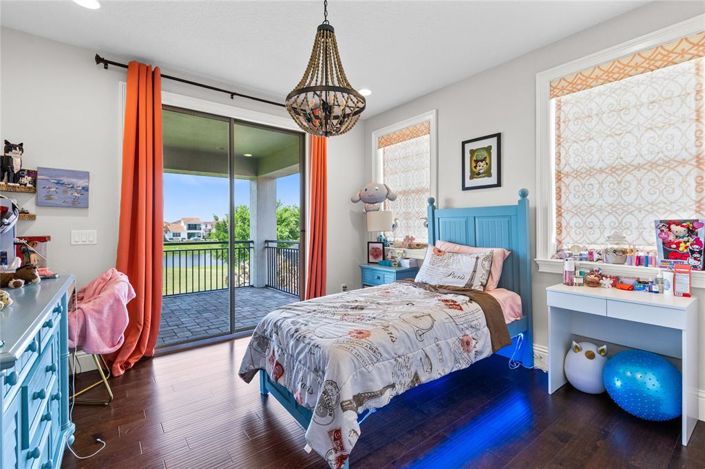 Image No.31-5 Bed House for sale