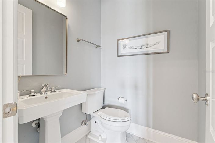 Image No.36-5 Bed House for sale