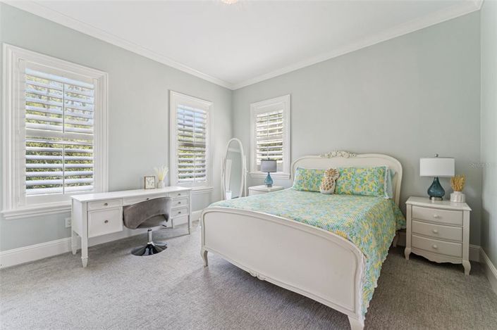 Image No.50-5 Bed House for sale