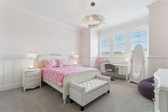 Image No.54-5 Bed House for sale