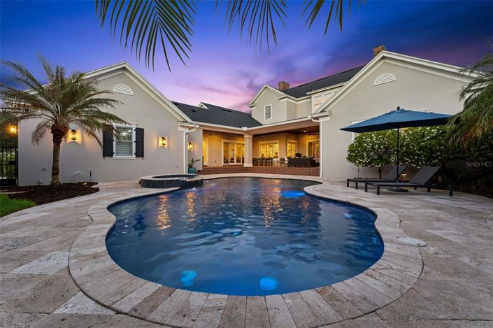Image No.7-5 Bed House for sale