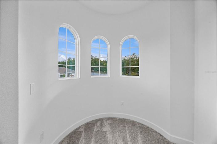 Image No.37-6 Bed House for sale