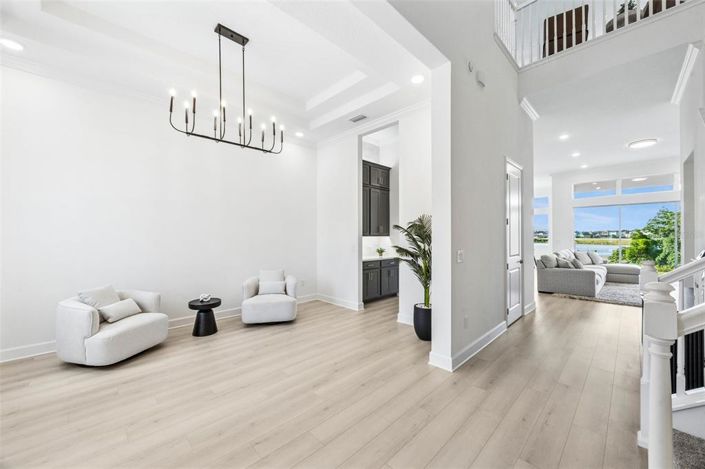 Image No.6-6 Bed House for sale