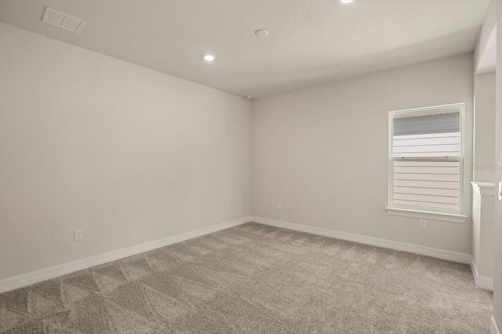 Image No.32-6 Bed House for sale
