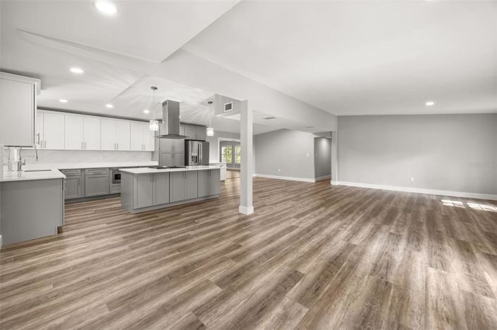 Image No.30-4 Bed House for sale