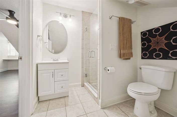 Image No.40-5 Bed House for sale
