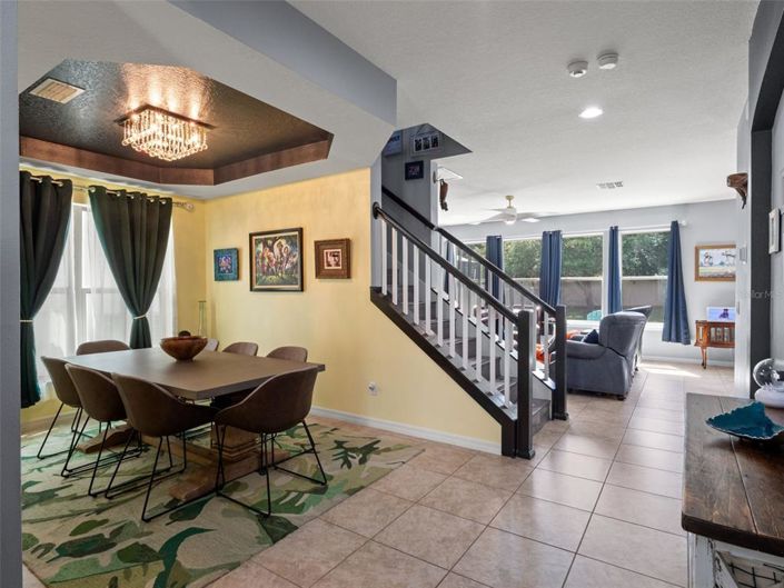 Image No.7-5 Bed House for sale