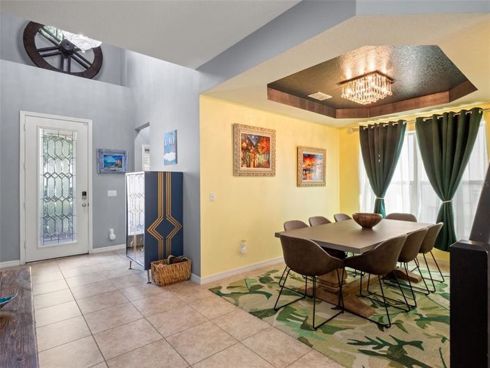 Image No.9-5 Bed House for sale