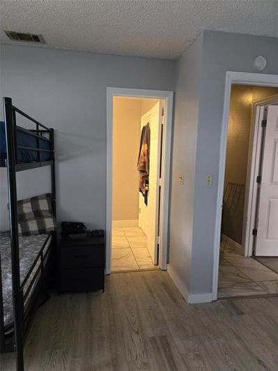 Image No.19-5 Bed House for sale