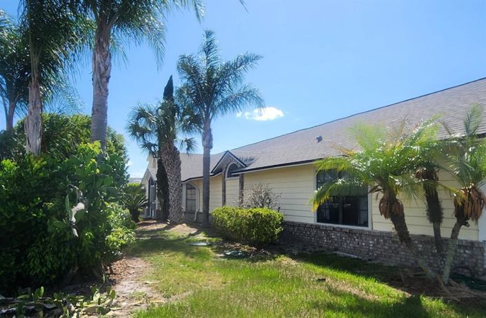Image No.2-5 Bed House for sale