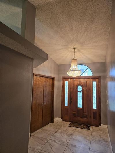 Image No.5-5 Bed House for sale