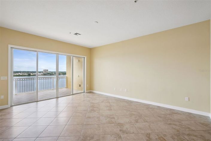Image No.19-2 Bed Apartment for sale