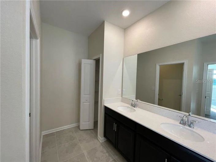 Image No.40-3 Bed Apartment for sale