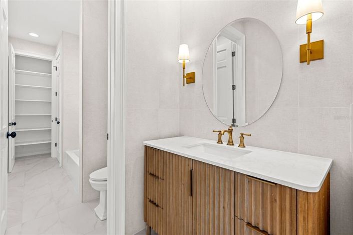 Image No.25-5 Bed House for sale