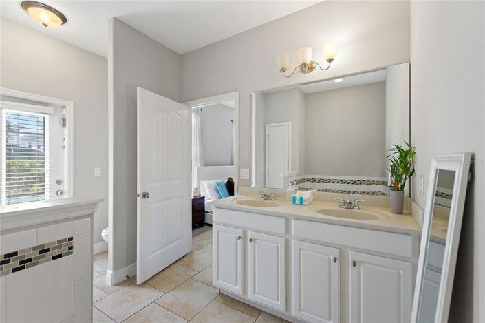 Image No.20-5 Bed House for sale