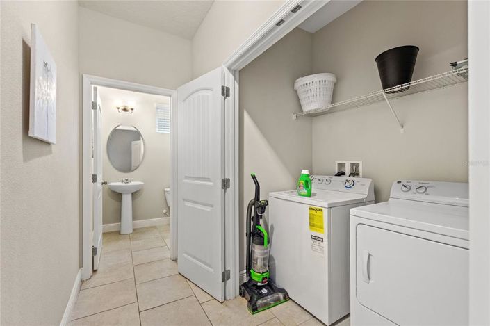 Image No.21-5 Bed House for sale