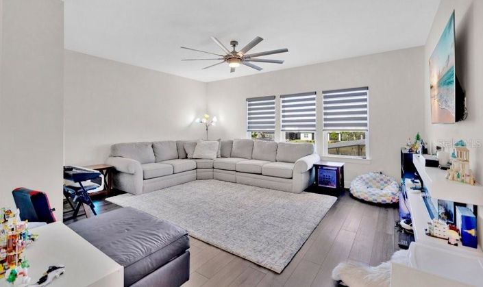 Image No.16-5 Bed House for sale