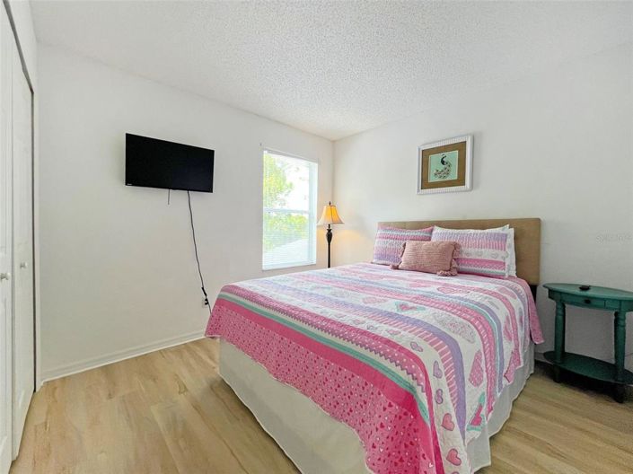 Image No.23-6 Bed House for sale