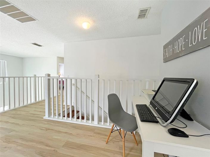 Image No.34-6 Bed House for sale