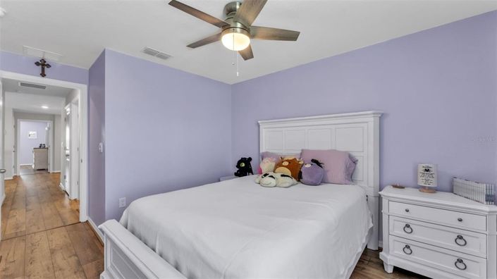 Image No.29-3 Bed Townhouse for sale