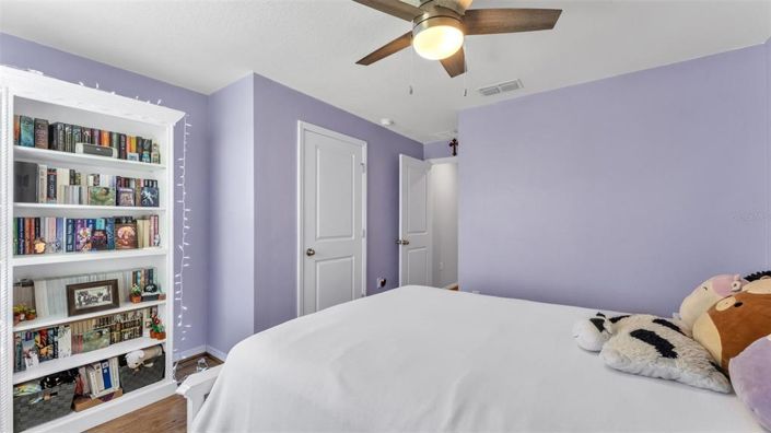 Image No.30-3 Bed Townhouse for sale