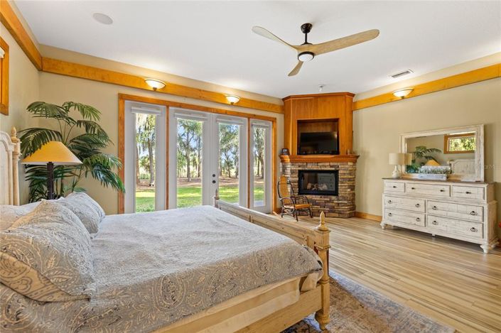 Image No.29-5 Bed House for sale
