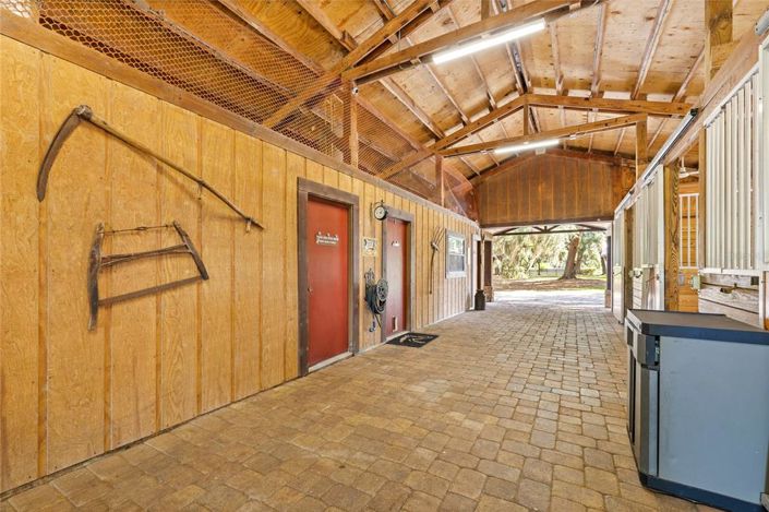 Image No.60-5 Bed House for sale