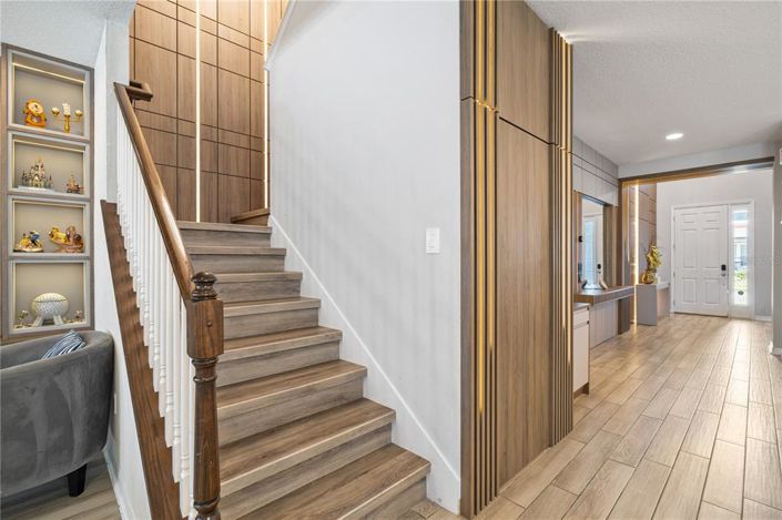 Image No.41-5 Bed House for sale