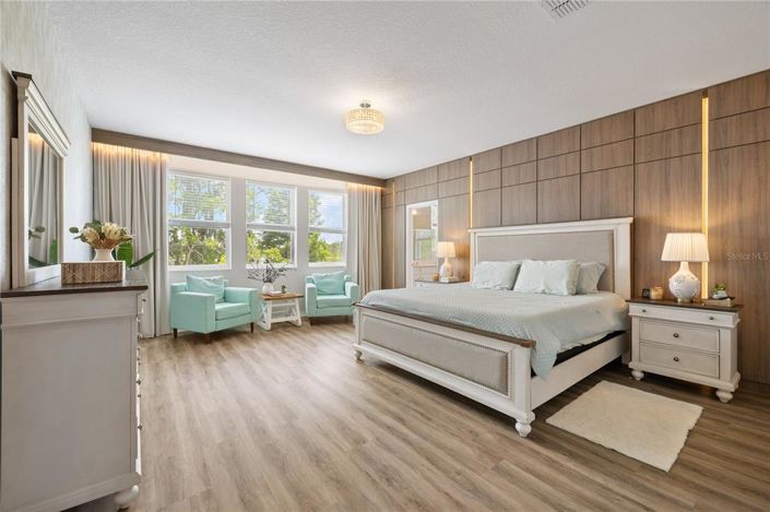 Image No.43-5 Bed House for sale
