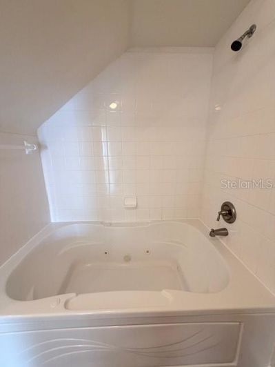 Image No.10-3 Bed Apartment for sale