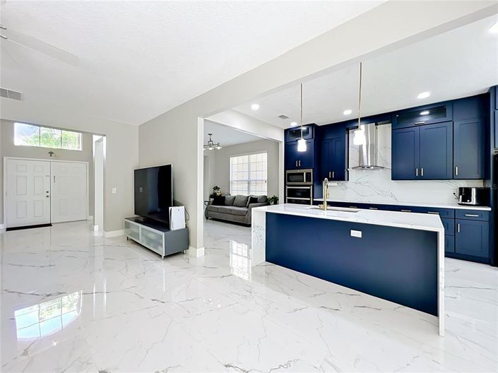 Image No.32-5 Bed House for sale