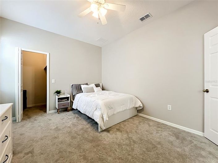 Image No.44-5 Bed House for sale
