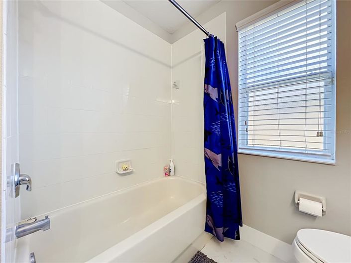 Image No.60-5 Bed House for sale