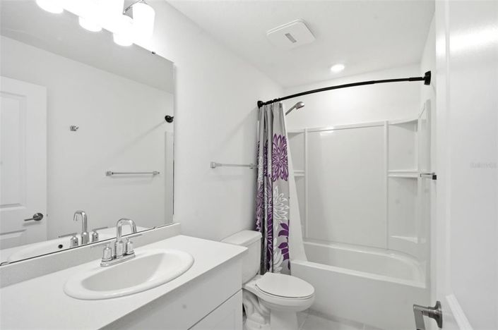 Image No.14-3 Bed Townhouse for sale