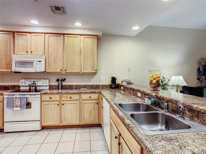Image No.21-2 Bed Apartment for sale
