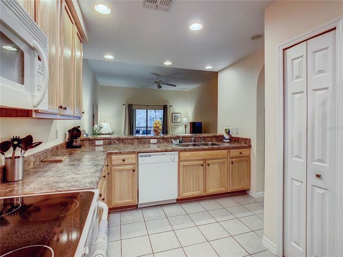 Image No.26-2 Bed Apartment for sale