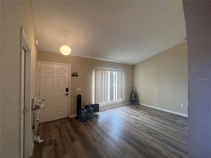 Image No.2-3 Bed House for sale