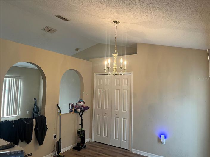 Image No.5-3 Bed House for sale