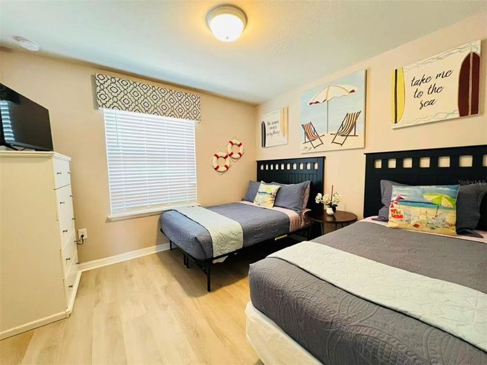 Image No.27-5 Bed Townhouse for sale