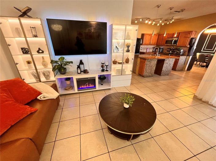 Image No.12-4 Bed House for sale